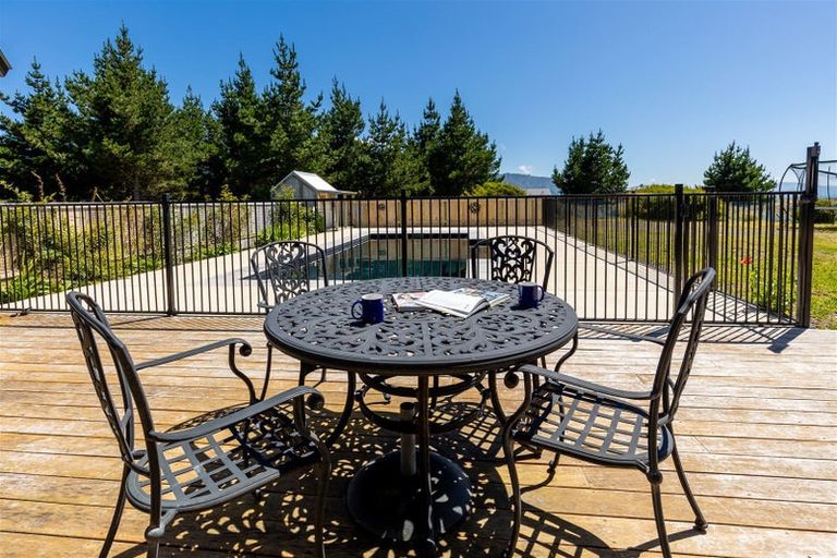 Photo of property in 37 Ocean View Crescent, Rarangi, Blenheim, 7273