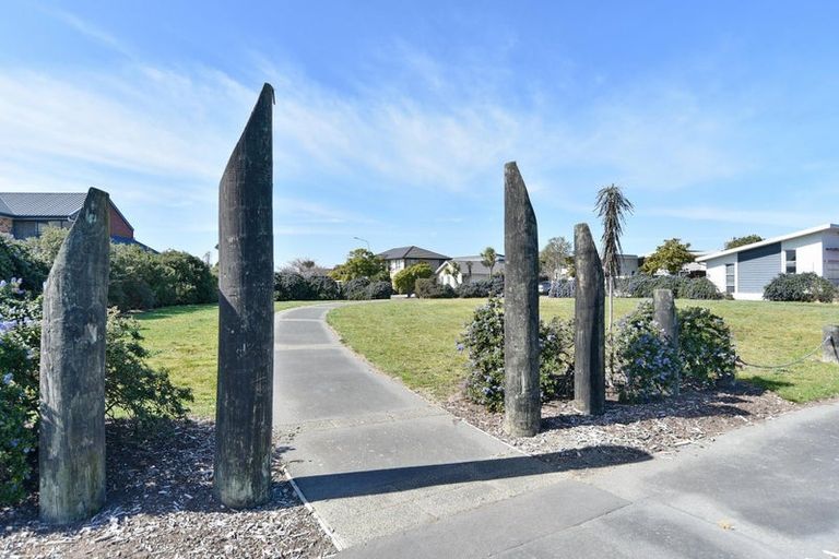 Photo of property in 14 Bancroft Place, Parklands, Christchurch, 8083
