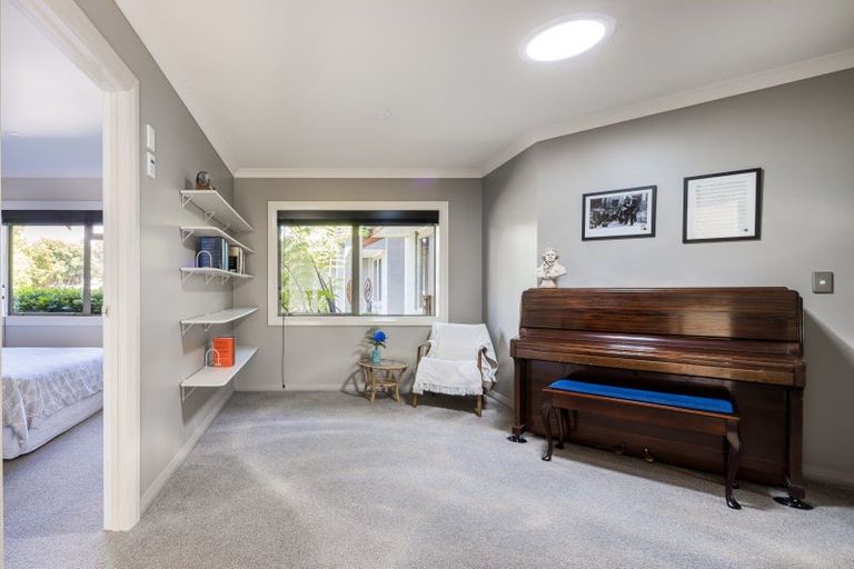 Photo of property in 19 The Esplanade, Huntington, Hamilton, 3210