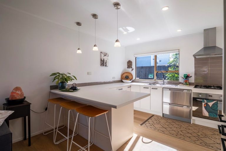 Photo of property in 2b The Circle, Manly, Whangaparaoa, 0930