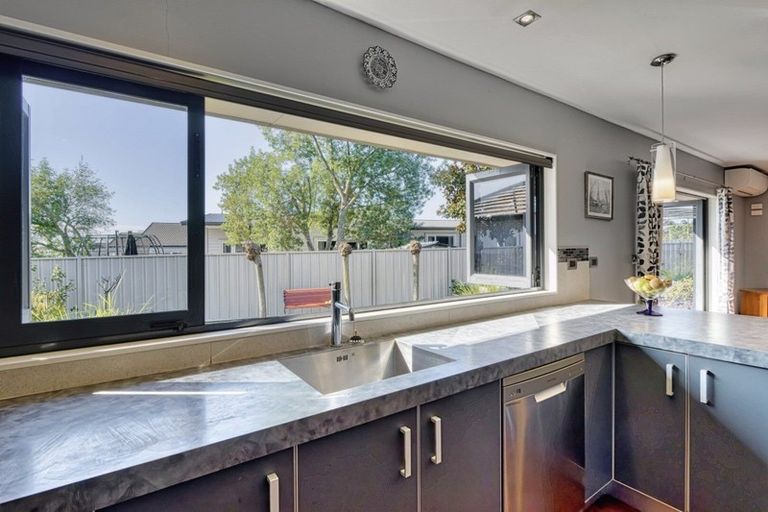 Photo of property in 21 Fairview Place, Havelock North, 4130