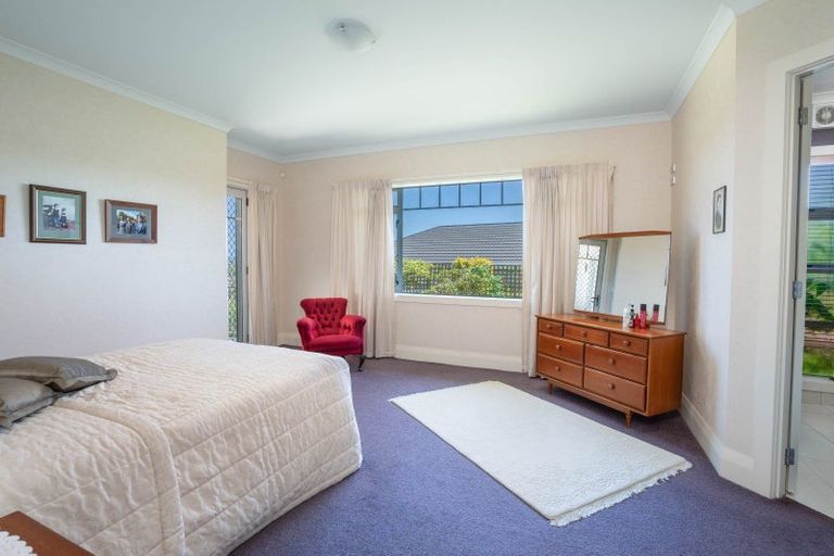 Photo of property in 90 Harvey Street, Waipahihi, Taupo, 3330