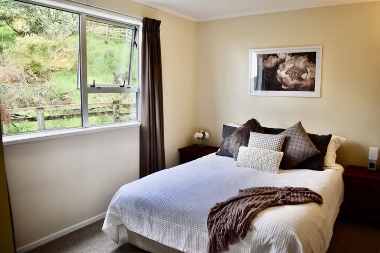 Photo of property in 135 South Manakau Road, Manakau, Otaki, 5583