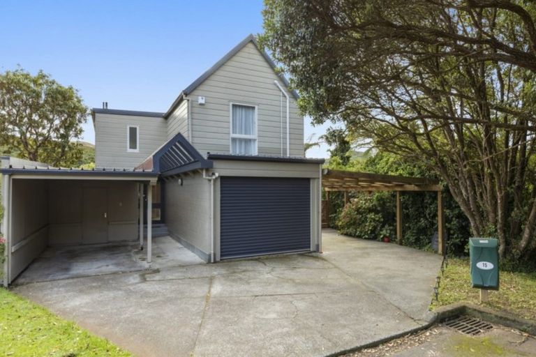 Photo of property in 15 Haast Close, Kelson, Lower Hutt, 5010