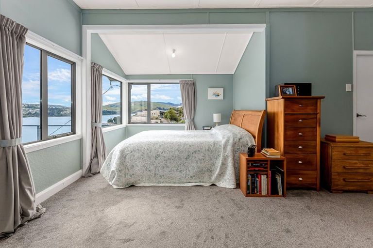 Photo of property in 61 Bayview Road, Paremata, Porirua, 5024