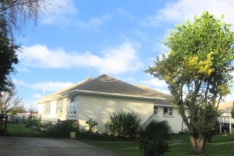 Photo of property in 5 Seddon Street, Takaro, Palmerston North, 4412