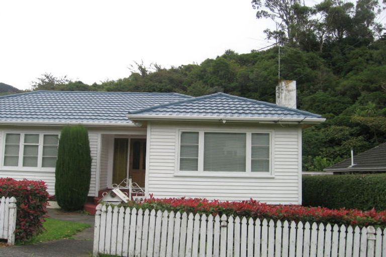 Photo of property in 64a The Drive, Tawa, Wellington, 5028