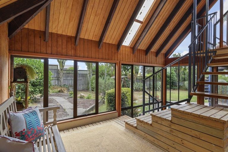 Photo of property in 86 Penruddock Rise, Westmorland, Christchurch, 8025