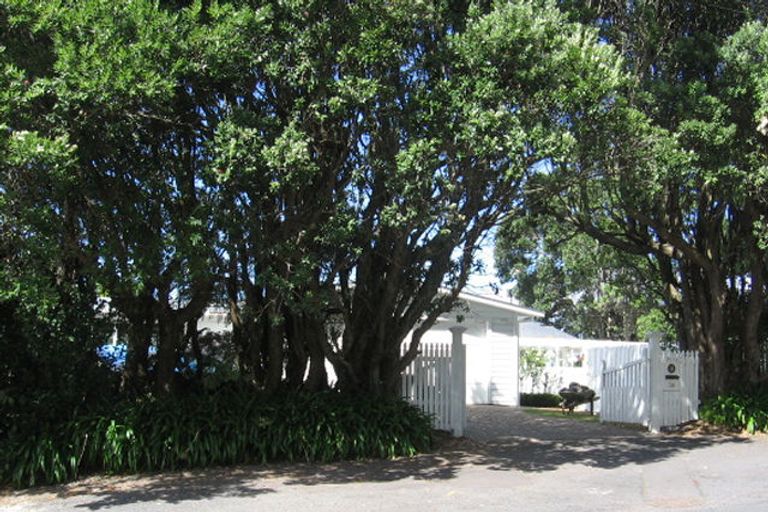 Photo of property in 36 Aldersgate Road, Hillsborough, Auckland, 1042