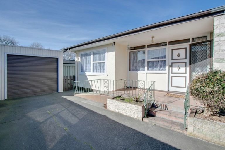 Photo of property in 4/608 Heretaunga Street East, Parkvale, Hastings, 4122
