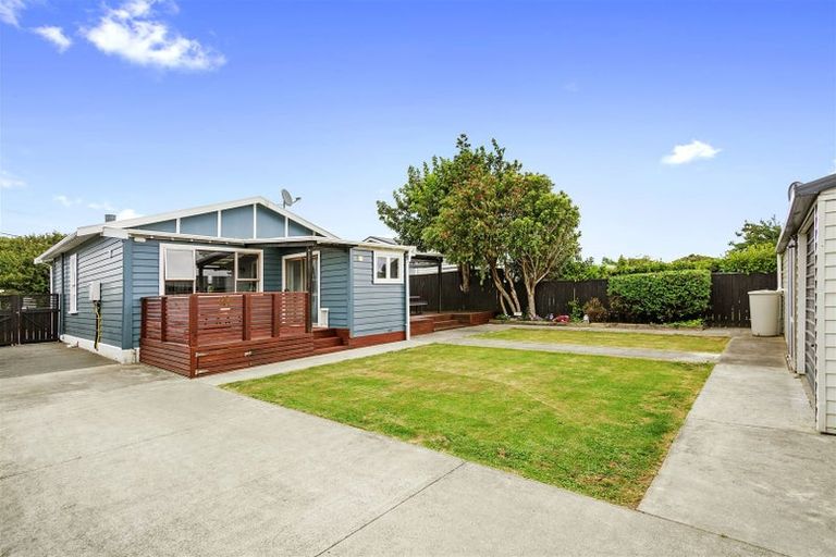 Photo of property in 19 Elizabeth Street, Moera, Lower Hutt, 5010