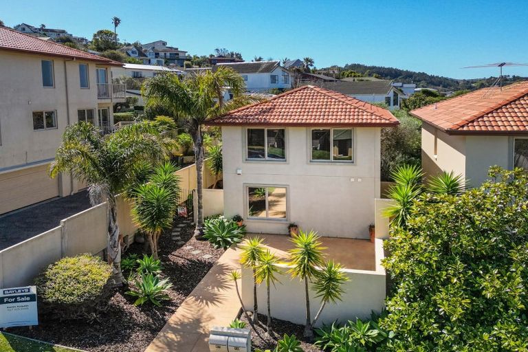 Photo of property in 17 West Hoe Heights, Orewa, 0931