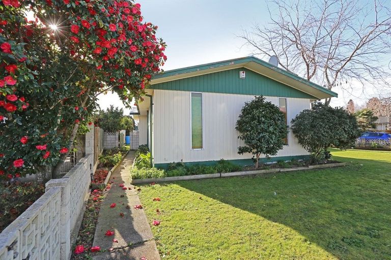 Photo of property in 28 Lorne Crescent, Flaxmere, Hastings, 4120