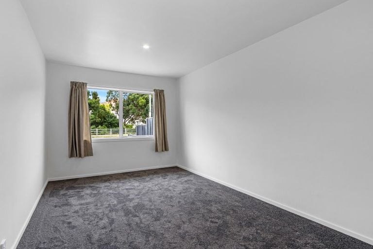 Photo of property in 2/321 Burwood Road, Burwood, Christchurch, 8083