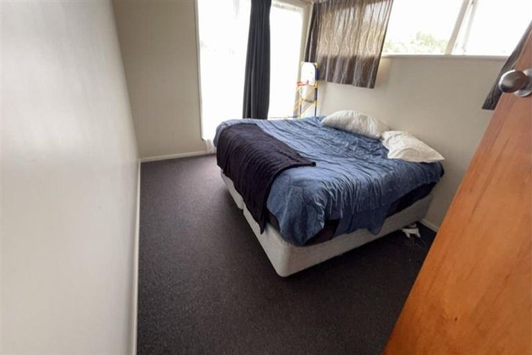 Photo of property in 68 Brougham Street, Westport, 7825