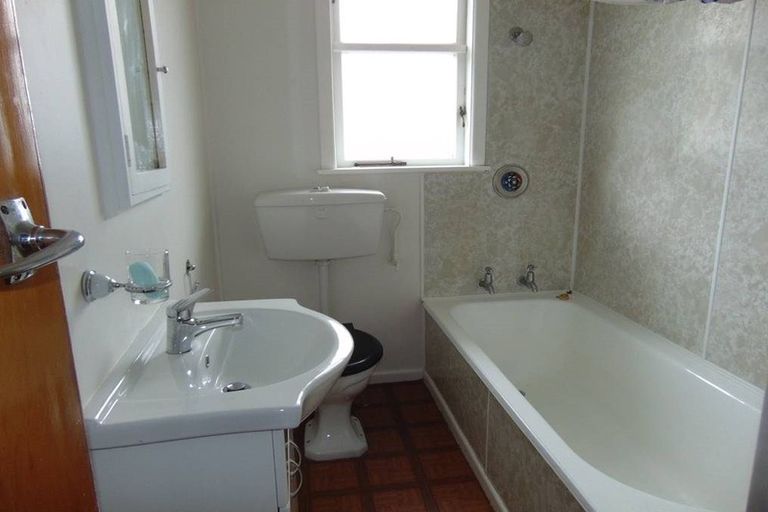 Photo of property in 5 Osier Road, Greenmeadows, Napier, 4112