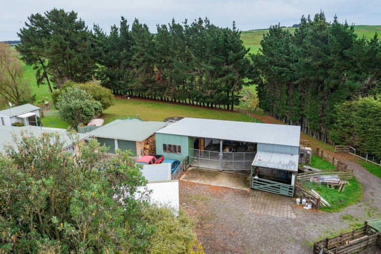 Photo of property in 1797 State Highway 3, Awahuri, Palmerston North, 4479