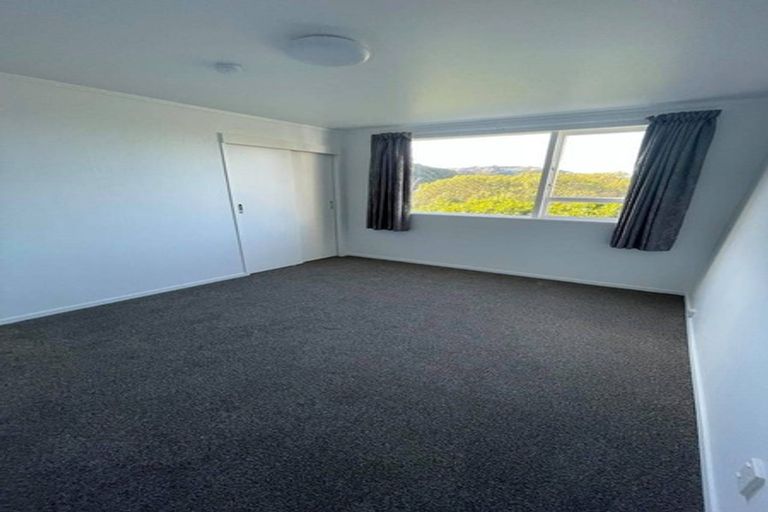 Photo of property in 6b Narbada Crescent, Khandallah, Wellington, 6035