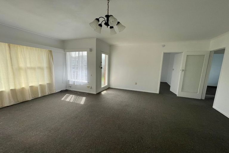 Photo of property in 3/44 East Coast Road, Milford, Auckland, 0620