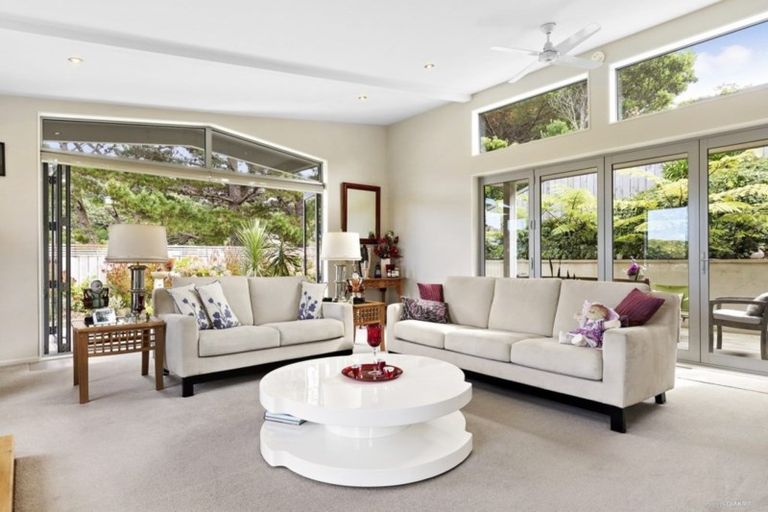 Photo of property in 35 Finnimore Terrace, Vogeltown, Wellington, 6021