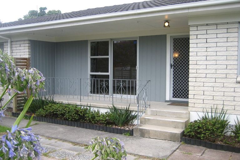 Photo of property in 3/200 Te Atatu Road, Te Atatu South, Auckland, 0610