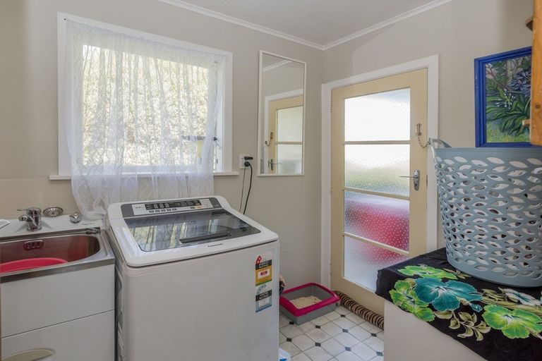 Photo of property in 5 Harlech Street, Levin, 5510