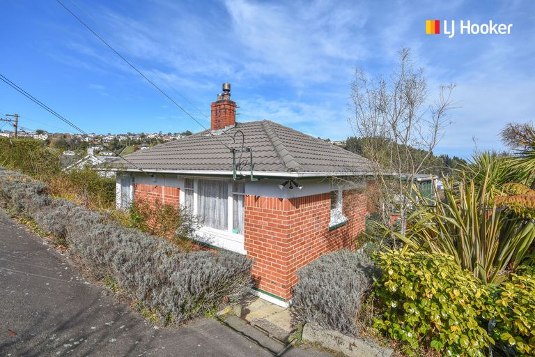 Photo of property in 35 County Road, Kaikorai, Dunedin, 9010