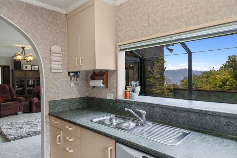 Photo of property in 12 Skinner Crescent, Lake Hawea, Wanaka, 9382