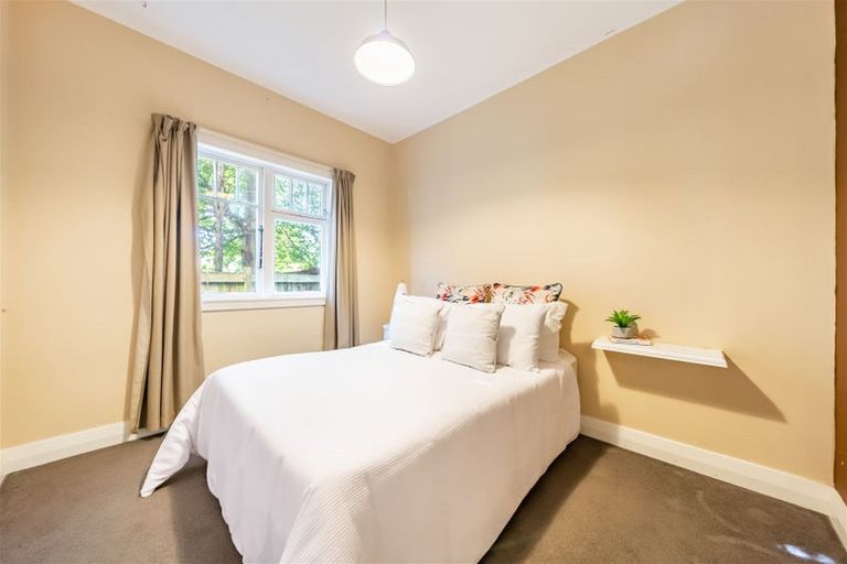 Photo of property in 1/14 Pohutukawa Street, Woburn, Lower Hutt, 5010