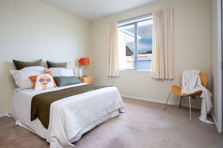 Photo of property in 64 Somerville Crescent, Aidanfield, Christchurch, 8025