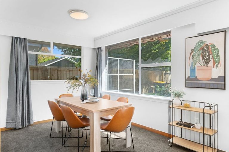 Photo of property in 2 Moorpark Place, Ilam, Christchurch, 8041