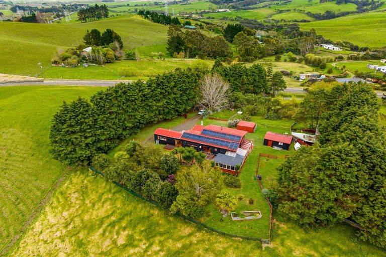 Photo of property in 3004 Kaipara Coast Highway, Glorit, Warkworth, 0984