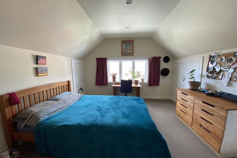 Photo of property in 24 Rolleston Street, Mount Cook, Wellington, 6021