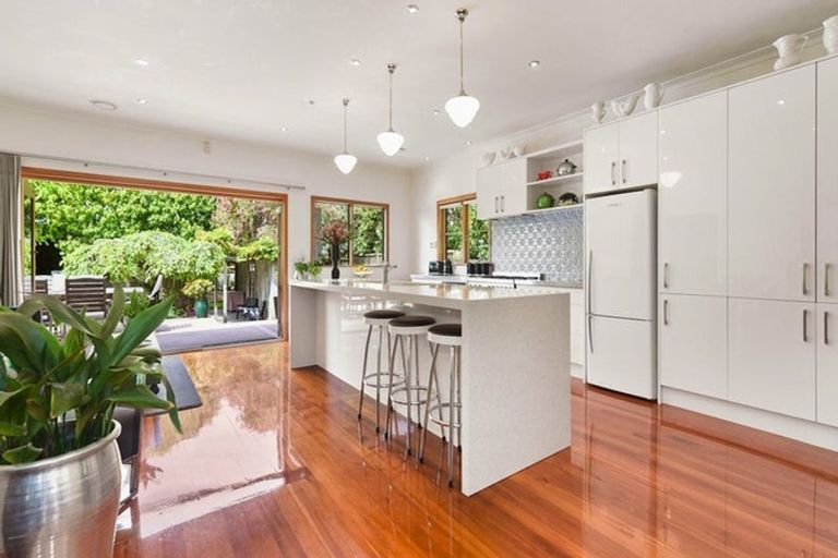 Photo of property in 6 Tamihana Avenue, Fairfield, Hamilton, 3214