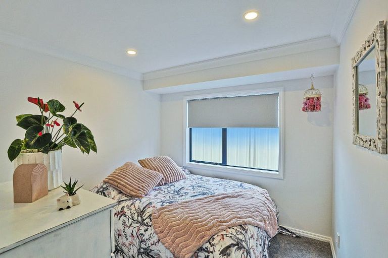 Photo of property in 15 Pinotage Drive, Greenmeadows, Napier, 4112