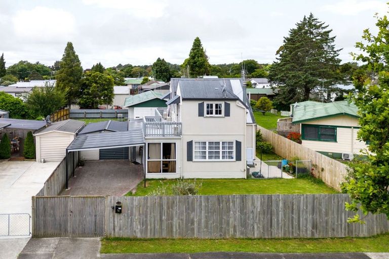 Photo of property in 1b Oak Avenue, Nawton, Hamilton, 3200