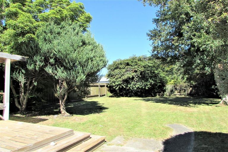 Photo of property in 5 Hikurangi Street, Trentham, Upper Hutt, 5018