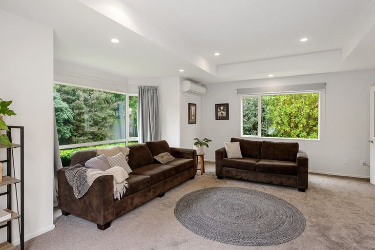 Photo of property in 22 Fineran Lane, Cashmere, Christchurch, 8022