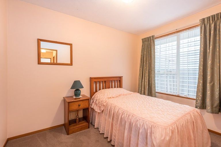 Photo of property in 41a Sawyers Arms Road, Northcote, Christchurch, 8052