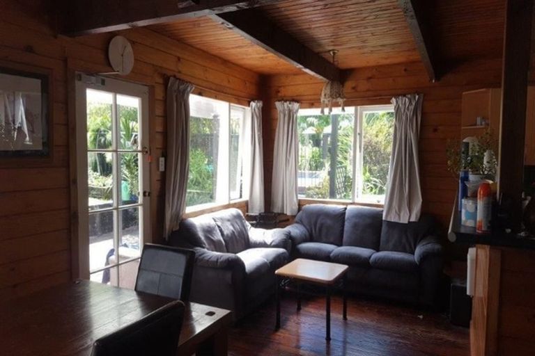 Photo of property in 54 Hobson Road, Lucas Heights, Auckland, 0632