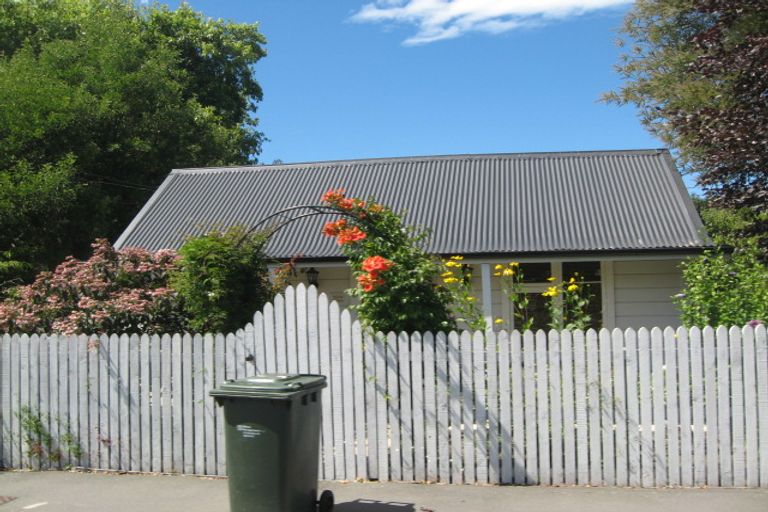 Photo of property in 34 Dover Street, St Albans, Christchurch, 8014