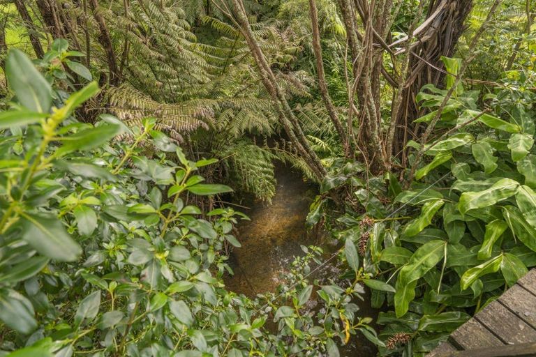 Photo of property in 142a Moewai Road, Whitianga, 3591