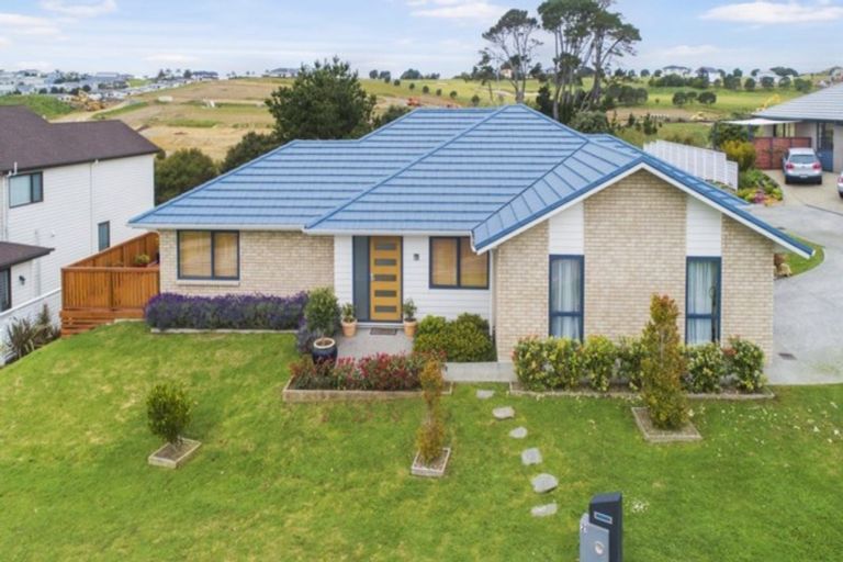 Photo of property in 21 Discovery Drive, Gulf Harbour, Whangaparaoa, 0930