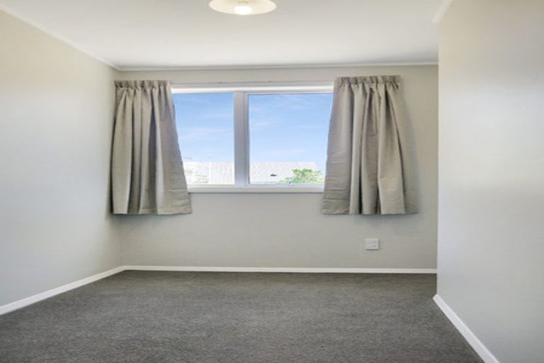 Photo of property in 13-15 Gillespie Street, Taita, Lower Hutt, 5011