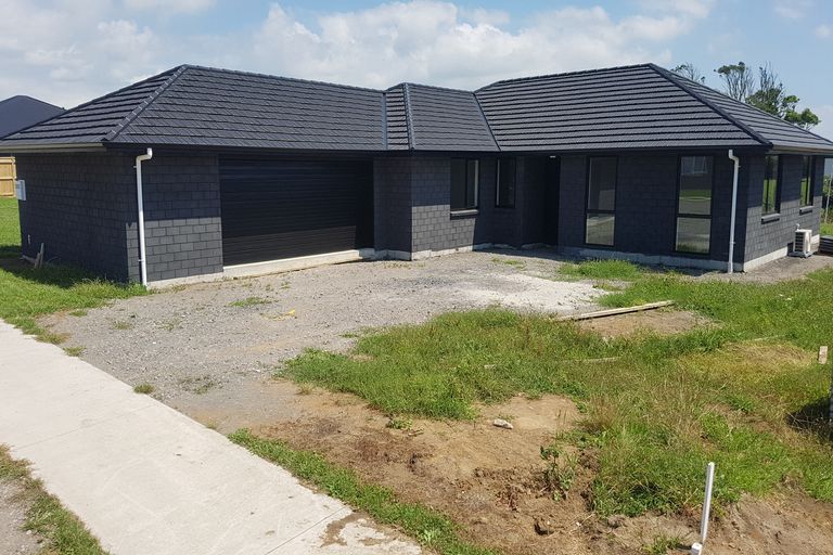 Photo of property in 21 Dreaver Drive, Waitara, 4320