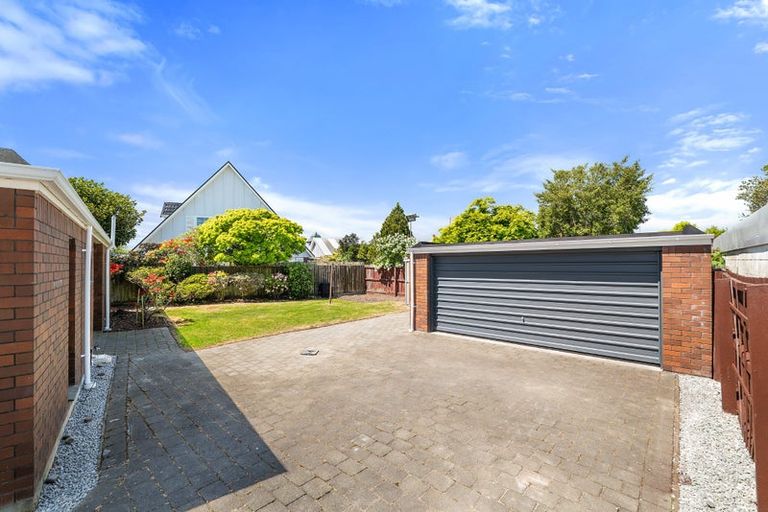 Photo of property in 10 Woodstock Place, Russley, Christchurch, 8042