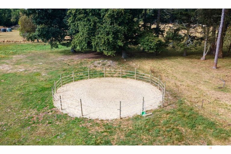 Photo of property in 92 Studholme Settlement Road, Waimate, 7979