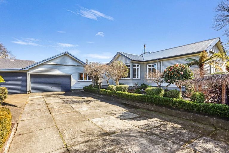 Photo of property in 22 Queen Street, Westport, 7825