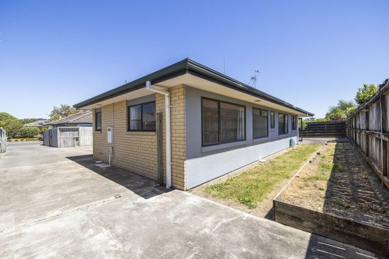 Photo of property in 53 Dalton Drive, Papamoa Beach, Papamoa, 3118