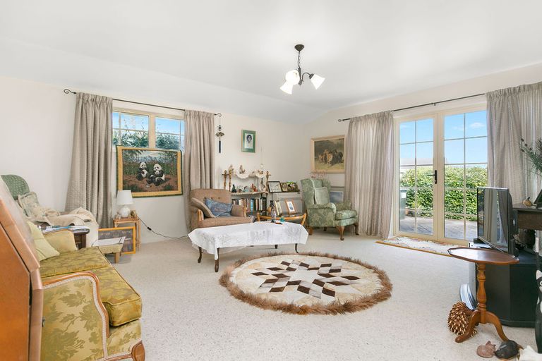 Photo of property in 52 Chaucer Street, Leamington, Cambridge, 3432